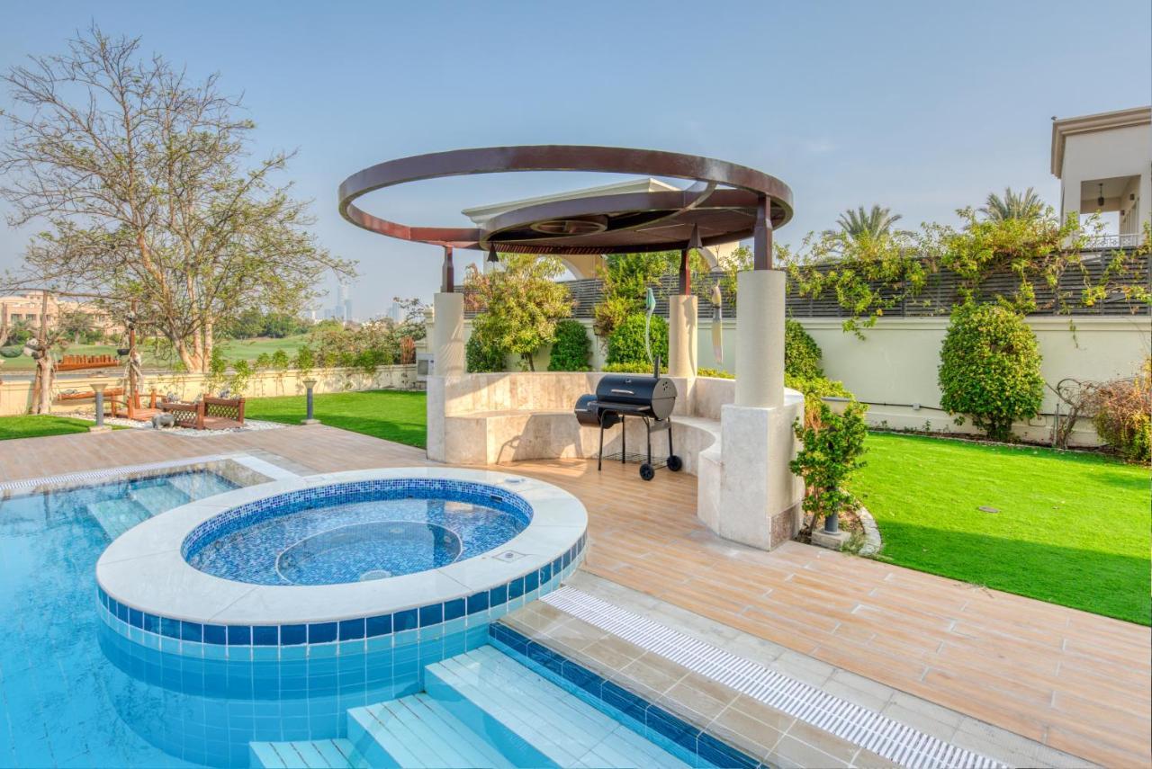 Villa Ultra Luxurious 9br In Emirates Hills By Deluxe Dubai
